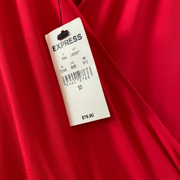 Express red dress, heart shape, size 10 - Picture 3 of 11